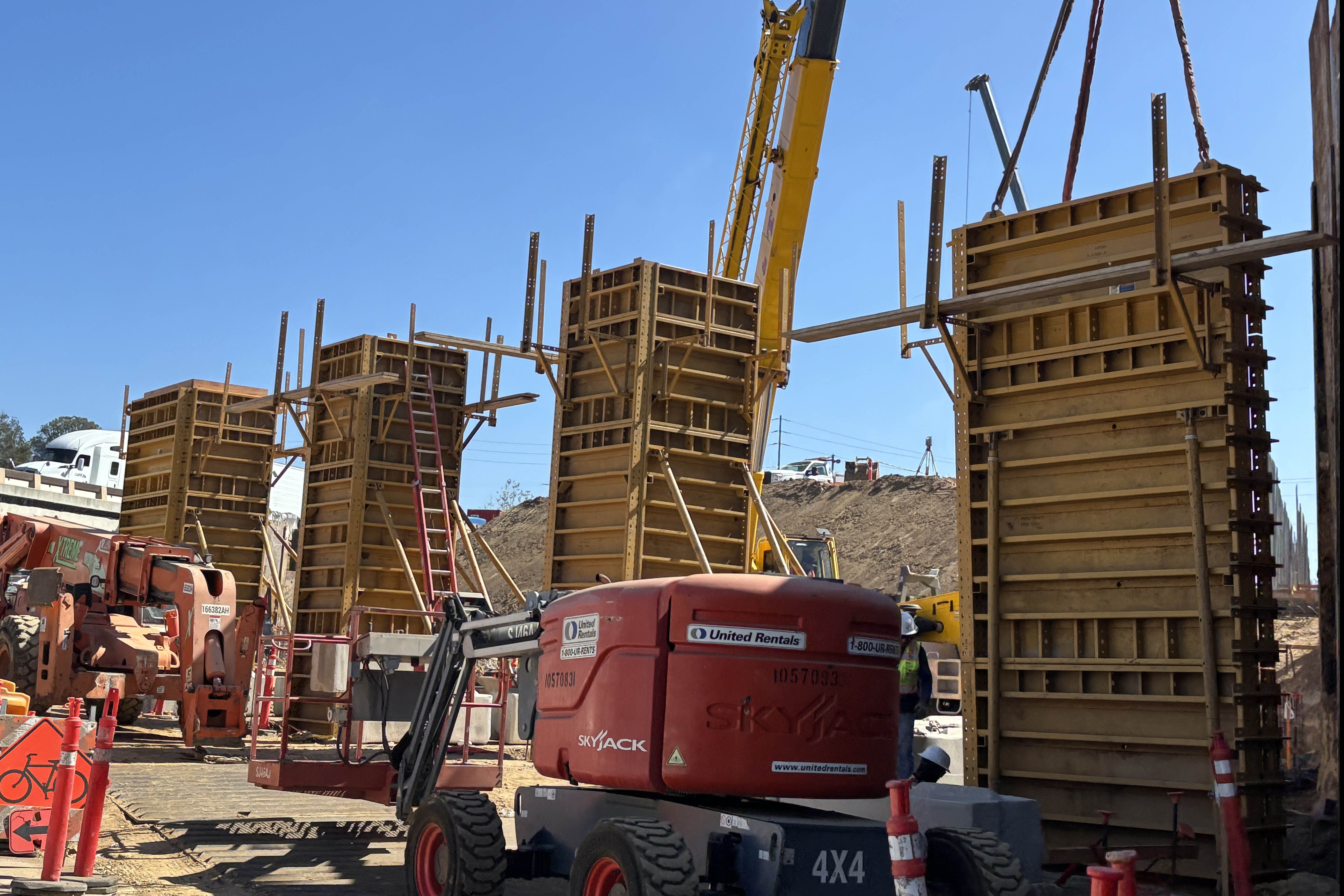 Construction work on Santa Barbara North